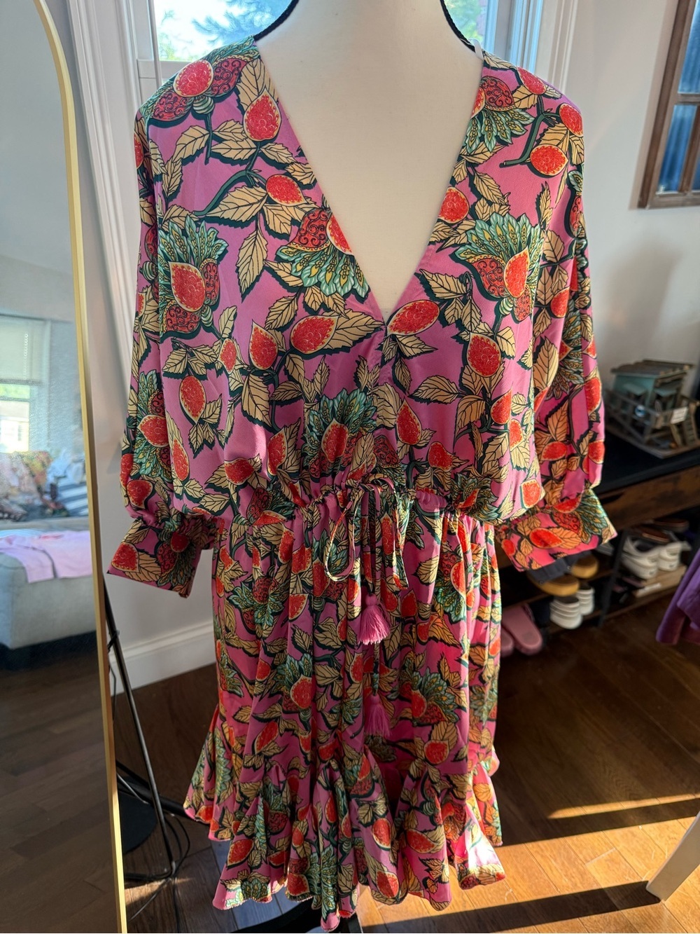Aakaa Stunning Pink Fig Floral V-Neck Drawstring Mini Dress Size Large